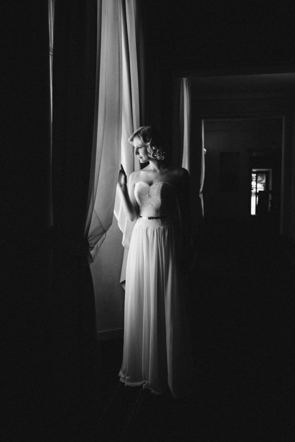 Brautkleid 20er Jahre Stil – Vintage Traumkleid mit Chiffonrock