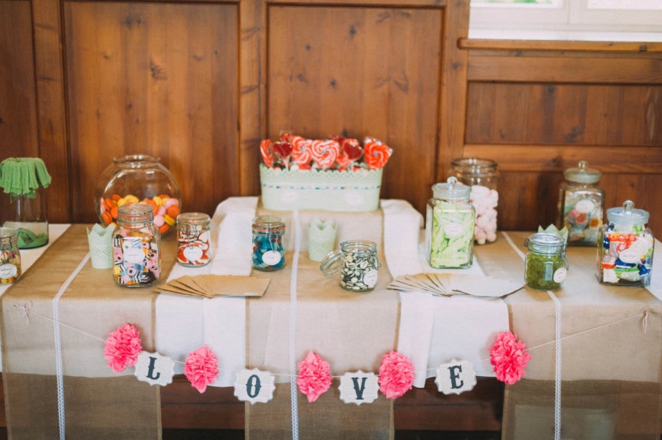 Sweet Candy Table auf der Hochzeit