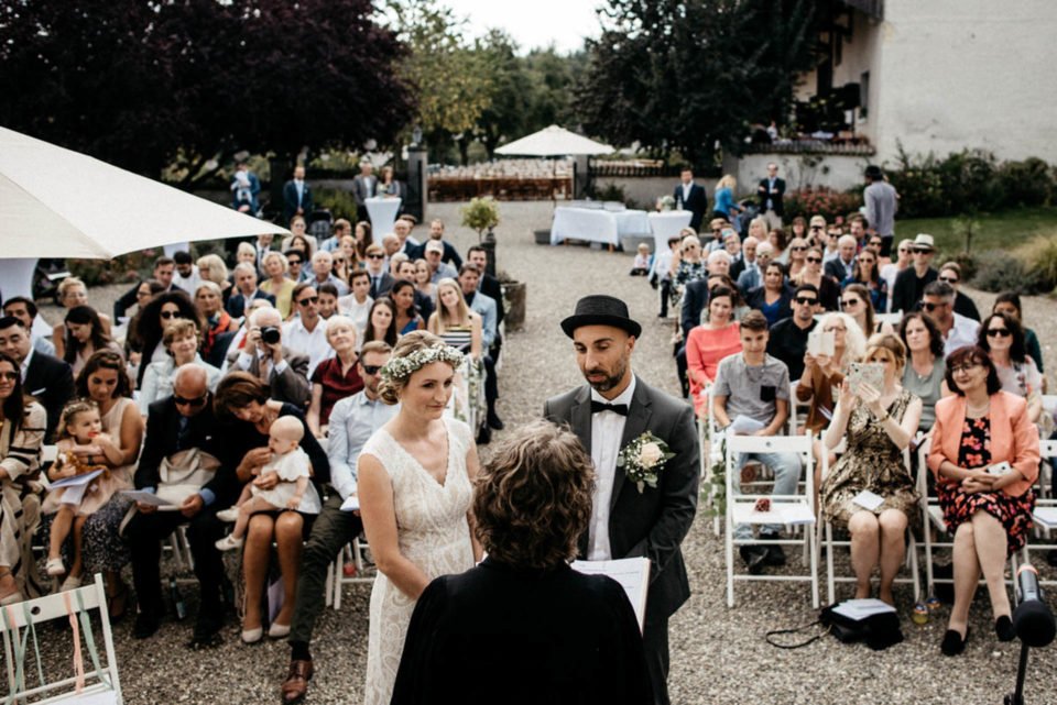 Hochzeit im Freien auf Hofgut Dornsberg