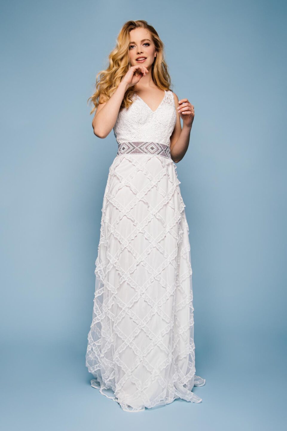 Boho Brautkleid Francesca mit rautenförmigem Rock in A-Linie