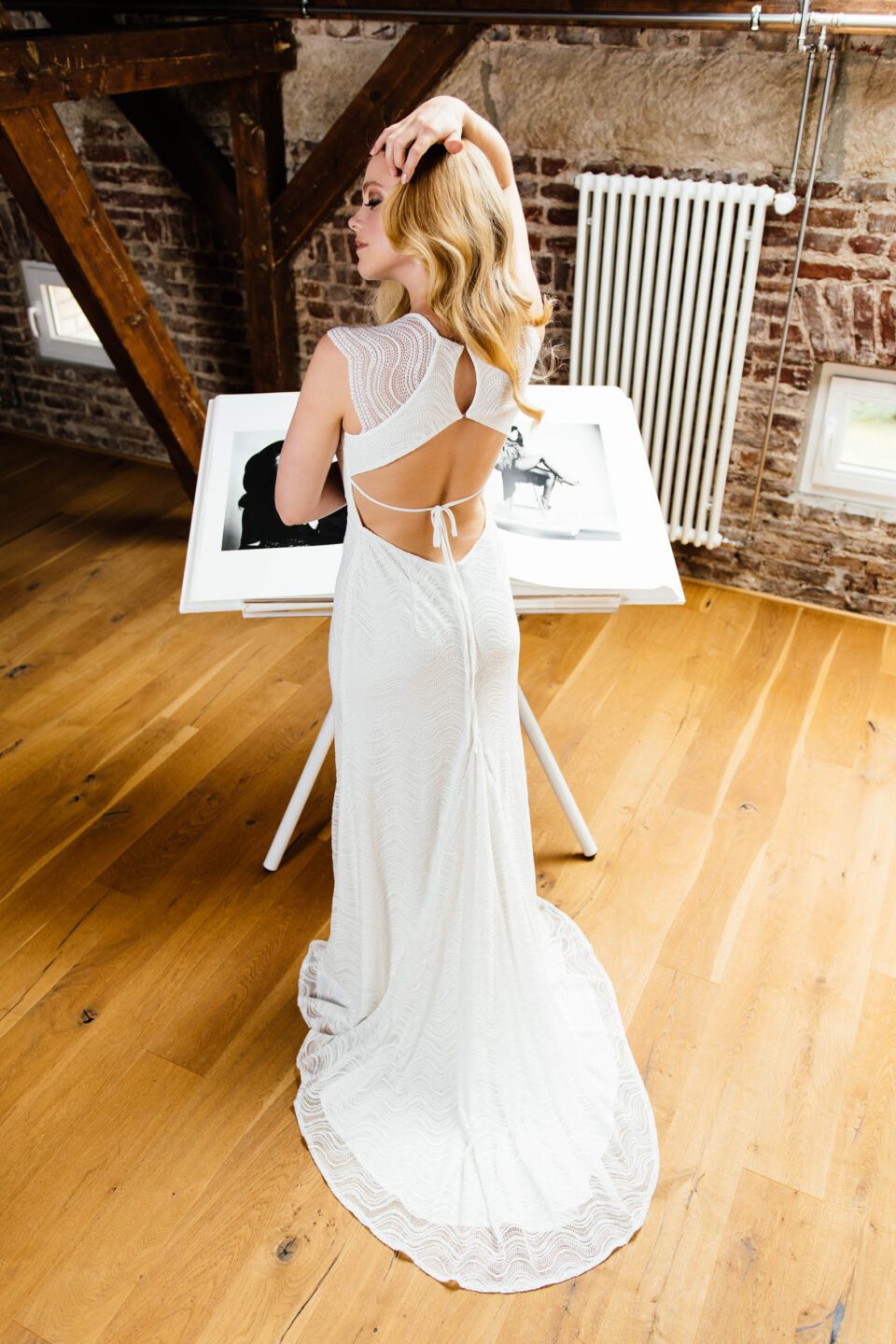 Sexy Brautkleid mit aufregendem Rückenausschnitt