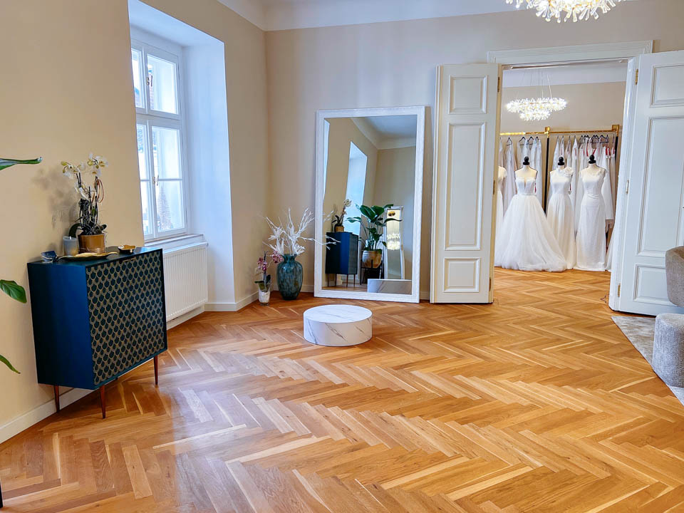 Brautmode bei Wien 