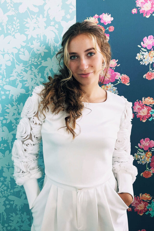 Brautoberteil mit Blumenarm