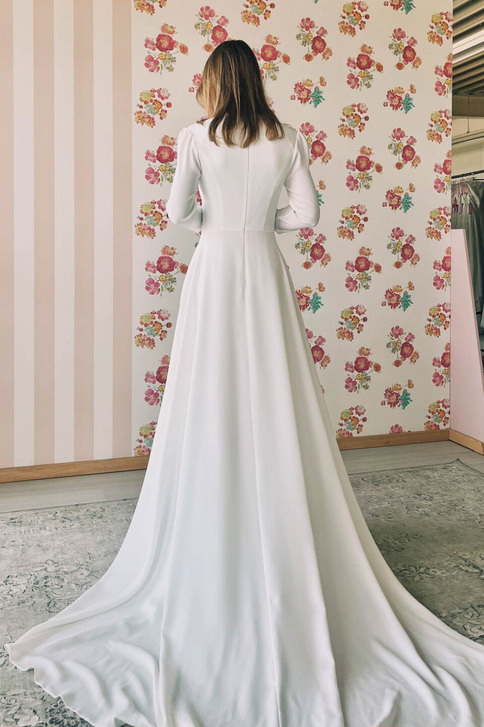 Royales Brautkleid mit Schleppe